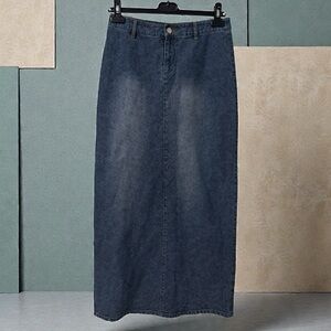 VINTAGE (4) Denim Maxi Skirt Smart Set Back Slit Slim Fitting